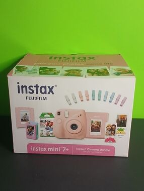 Fujifilm instax mini 7+ Instant Camera Kit - Pink